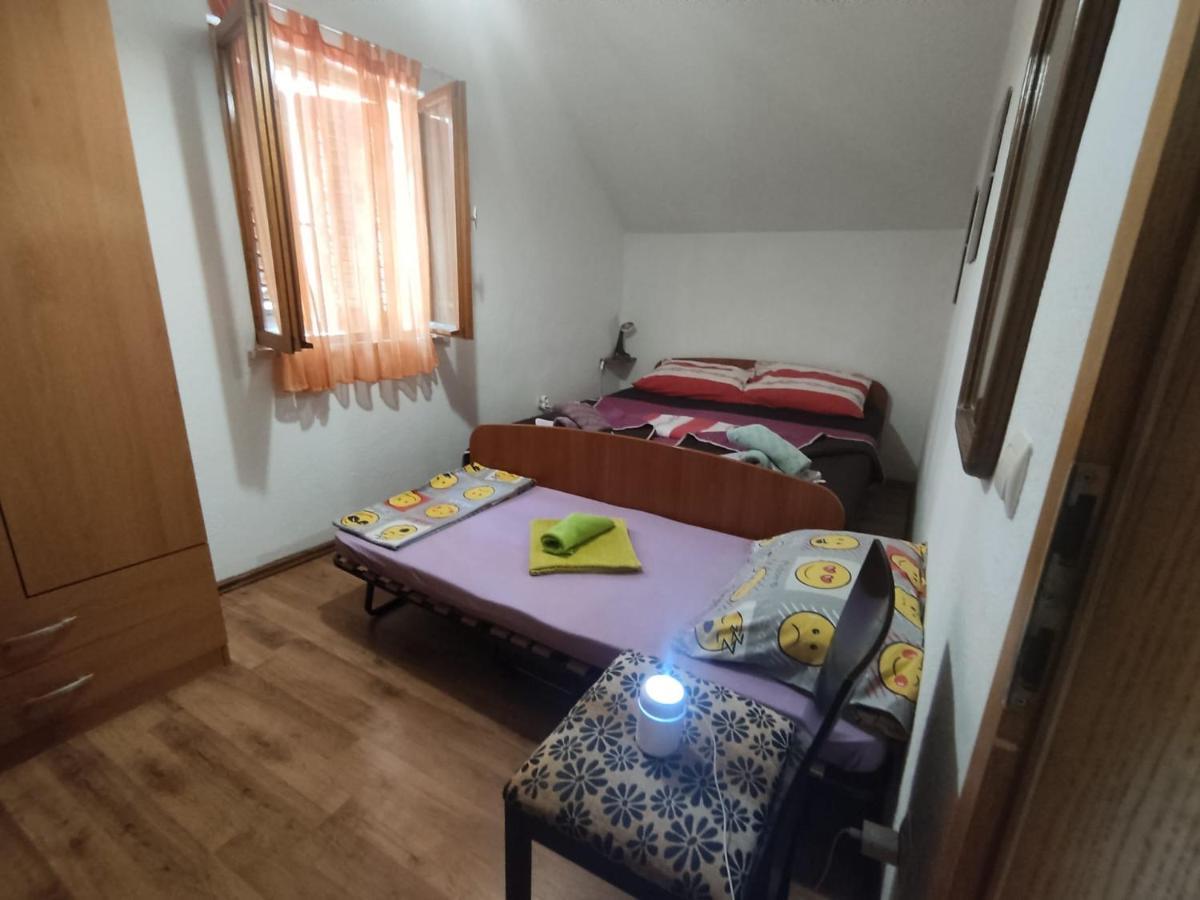 Holiday Home Jere Postira Ngoại thất bức ảnh
