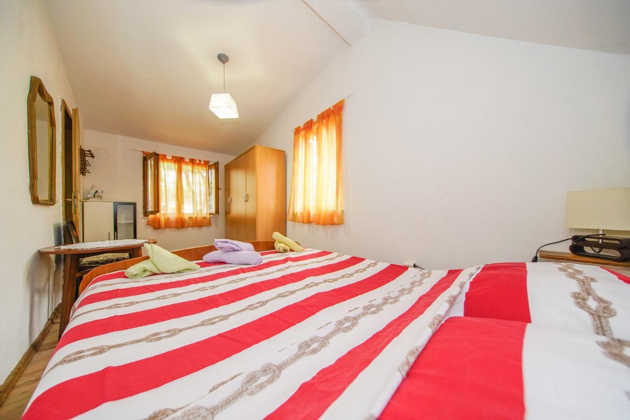 Holiday Home Jere Postira Ngoại thất bức ảnh